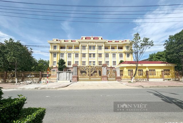 Quảng Ngãi đồng ý chuyển 2 vụ khiếu kiện Chủ tịch UBND tỉnh sang đối thoại theo đề nghị của tòa án- Ảnh 5. Quảng Ngãi đồng ý chuyển 2 vụ khiếu kiện Chủ tịch UBND tỉnh sang đối thoại theo đề nghị của tòa án- Ảnh 5.