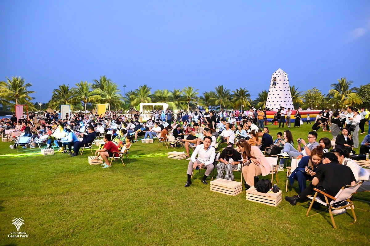 Lý do Vinhomes Grand Park được cộng đồng đầu tư, khởi nghiệp chấm “10 điểm không có nhưng”- Ảnh 2. Lý do Vinhomes Grand Park được cộng đồng đầu tư, khởi nghiệp chấm “10 điểm không có nhưng”- Ảnh 2.