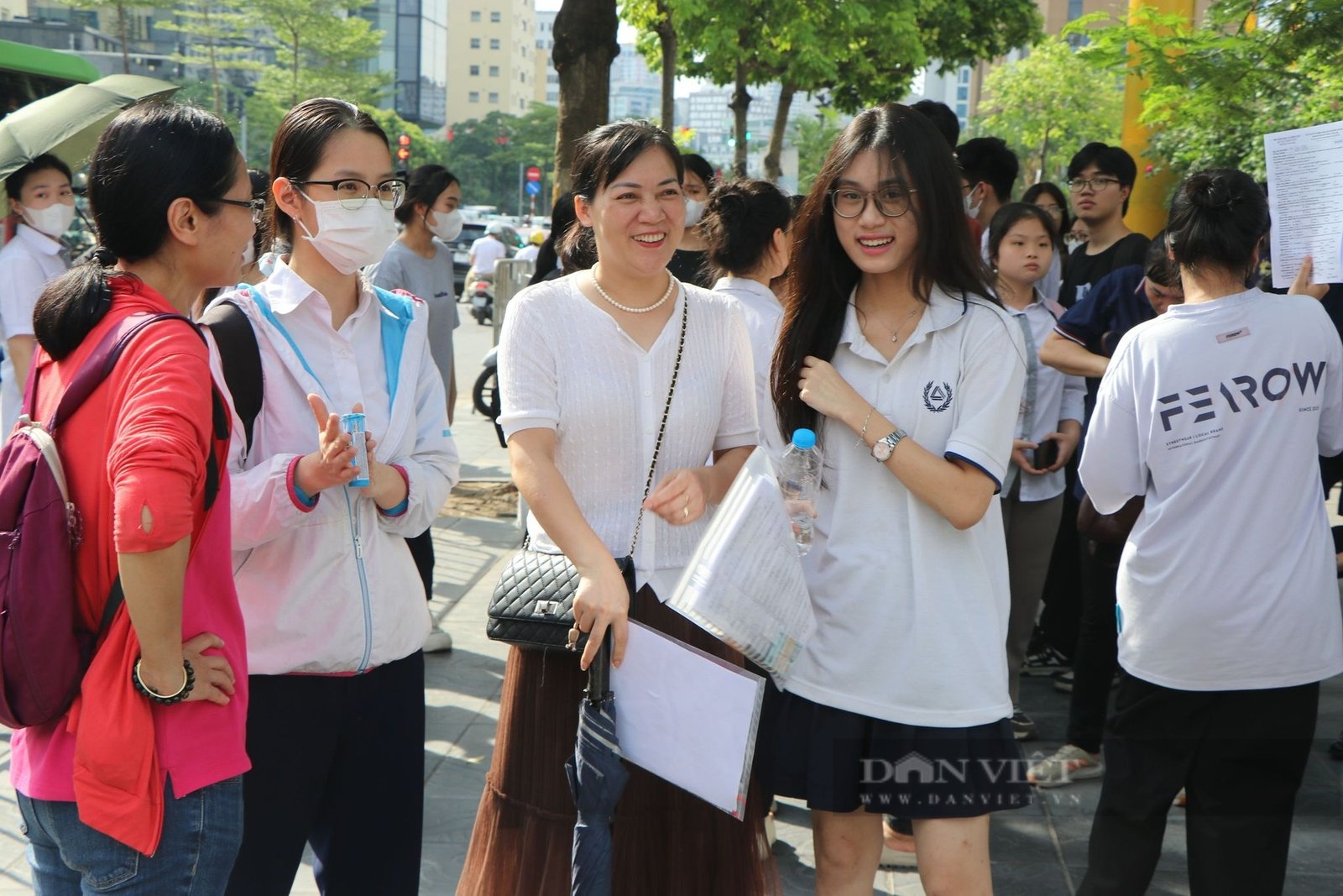 Các trường dự kiến điểm chuẩn đại học 2024: Căn cứ thí sinh “chọn trúng” nguyện vọng- Ảnh 1. Các trường dự kiến điểm chuẩn đại học 2024: Căn cứ thí sinh “chọn trúng” nguyện vọng- Ảnh 1.