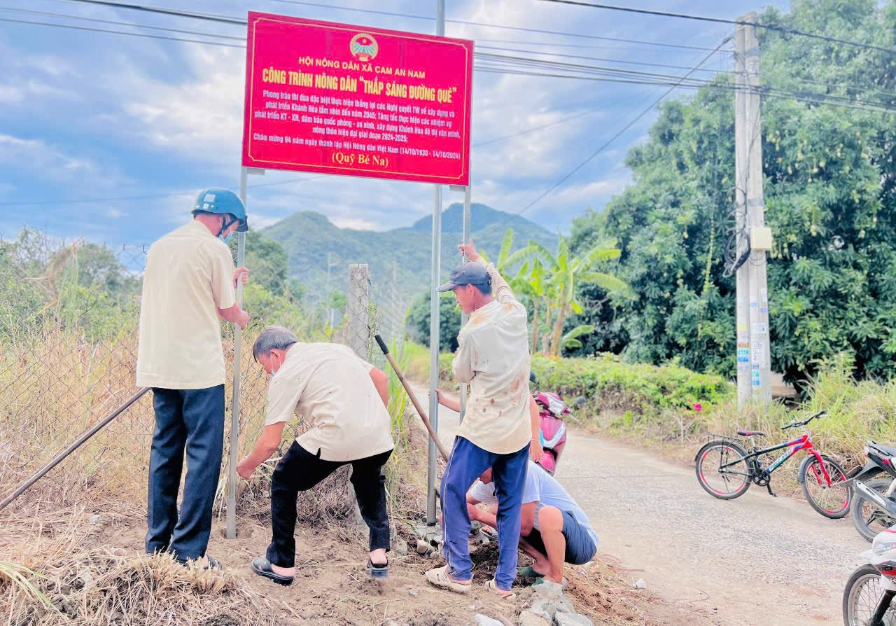 Khánh Hòa: Nông dân mang ánh sáng đến một vùng nông thôn ở Cam Lâm- Ảnh 3.