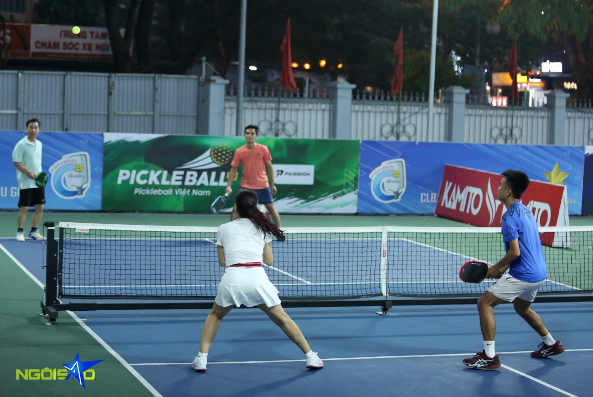 Chơi pickleball cần đầu tư gì, chi phí bao nhiêu? - Ảnh 1.