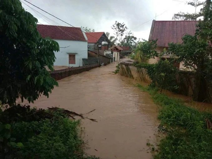 CỰC NÓNG: Bác thông tin vỡ đê ở huyện Yên Lập, Phú Thọ - Ảnh 2.